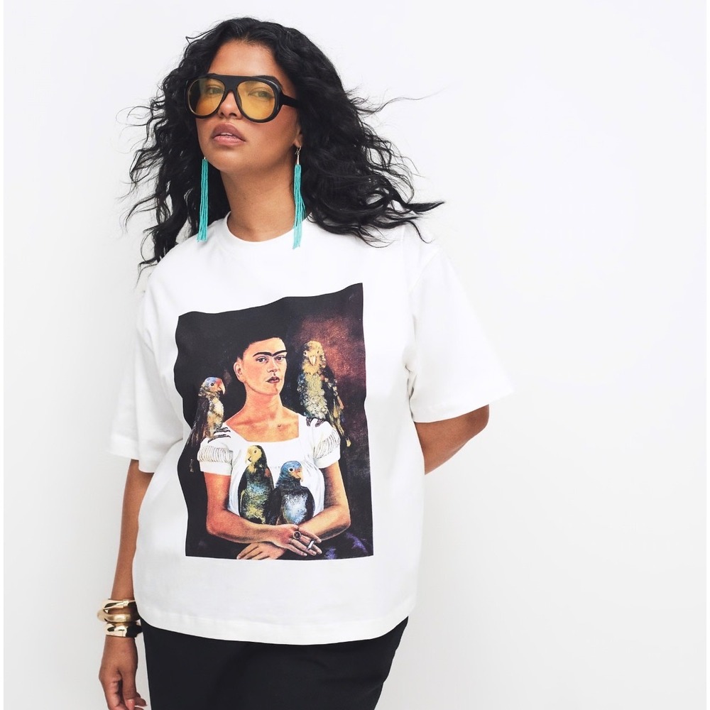 ASOS DESIGN Curve "Me and My Parrots" Art T-Shirt – White Women's XL Curve NWT